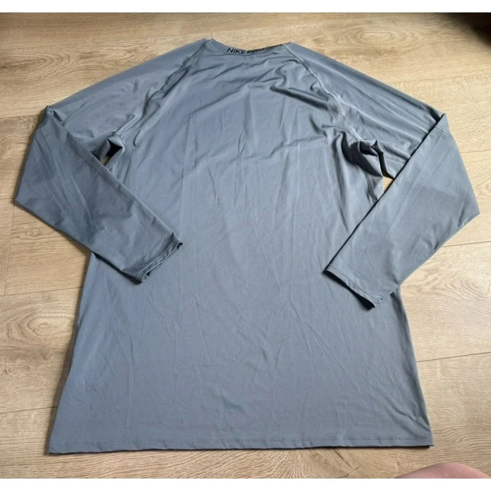 EUC Mens Nike Pro dri fit slim fit gray long sleeve athletic tshirt size XXL